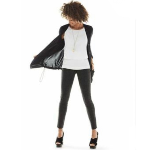 CAbi White Blouson Top - Picture 13 of 13